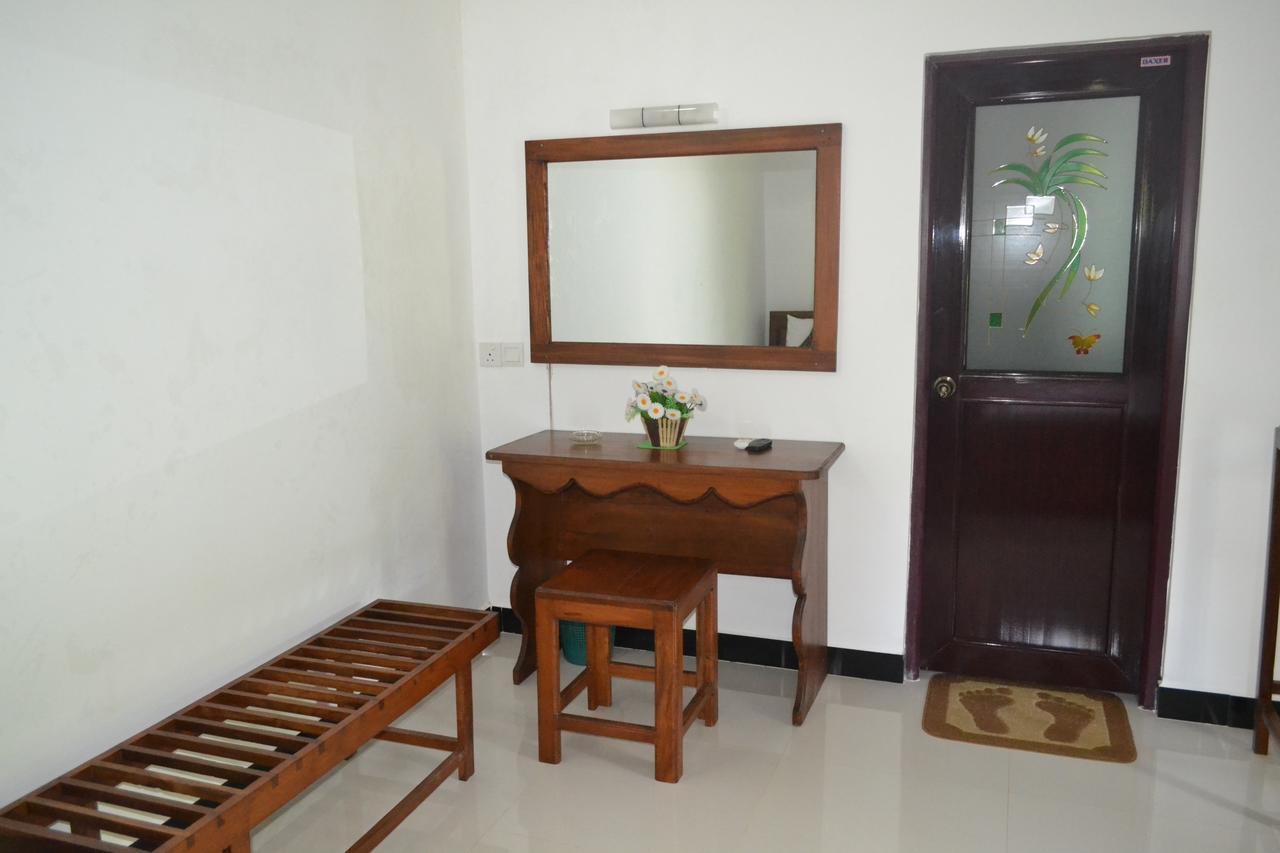 Sigiri Holiday Inn Inamaluwa Room photo
