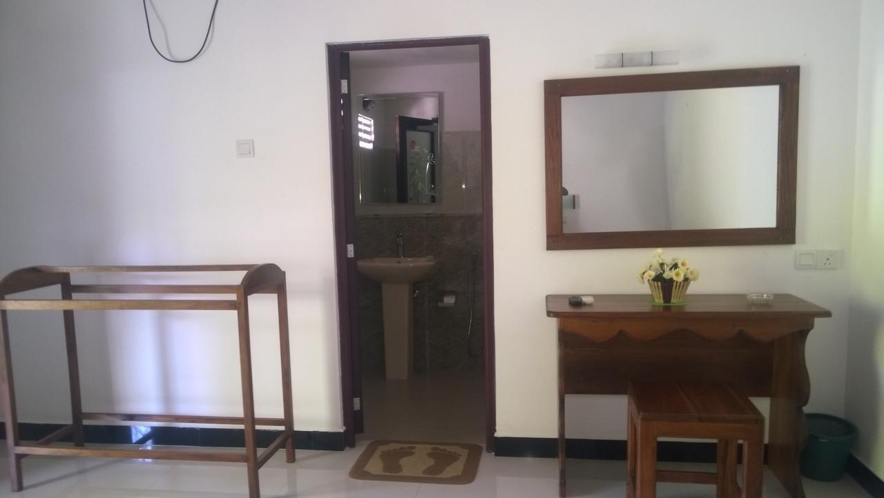 Sigiri Holiday Inn Inamaluwa Exterior photo