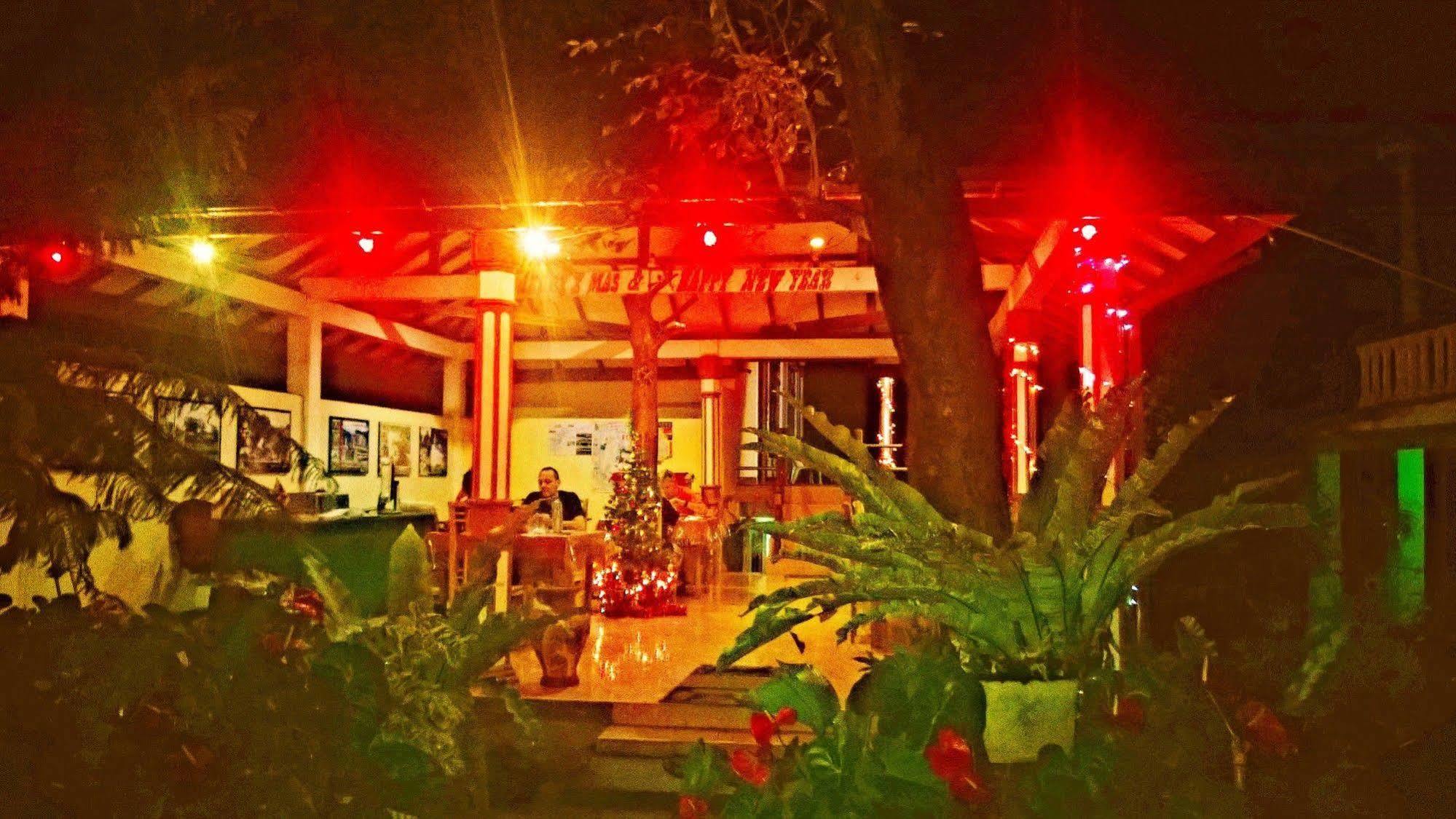 Sigiri Holiday Inn Inamaluwa Exterior photo